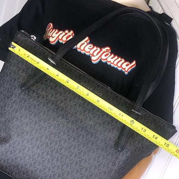 MICHAEL KORS Black Shoulder Strap Top Zipper Shoulder Bag Black Grey Monogram - Picture 9 of 17